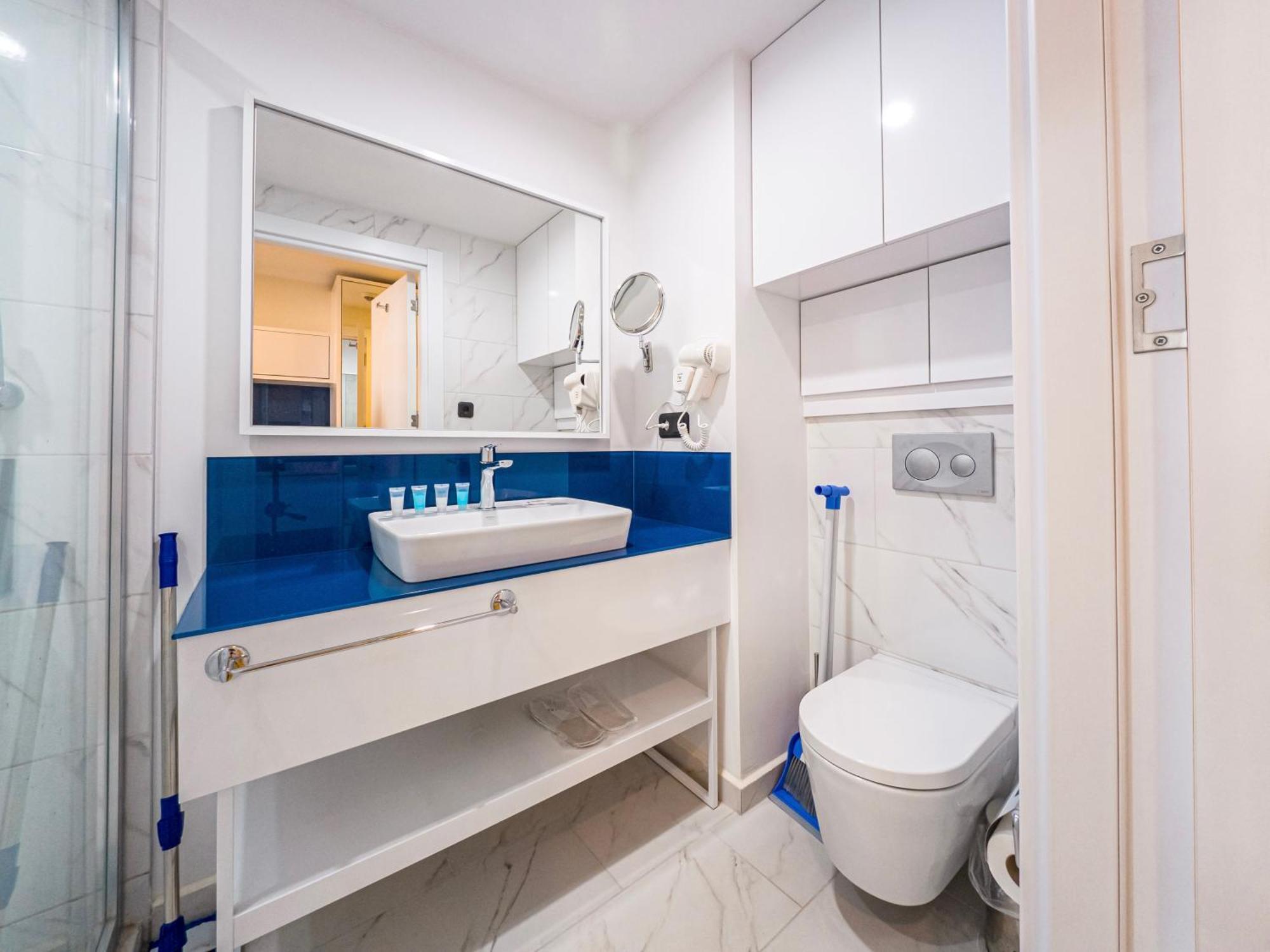 Cozy City Apartments In Orbi Batumi Ngoại thất bức ảnh